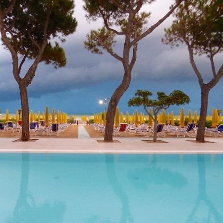 Mon Repos Hotell Lido di Jesolo Exteriör bild