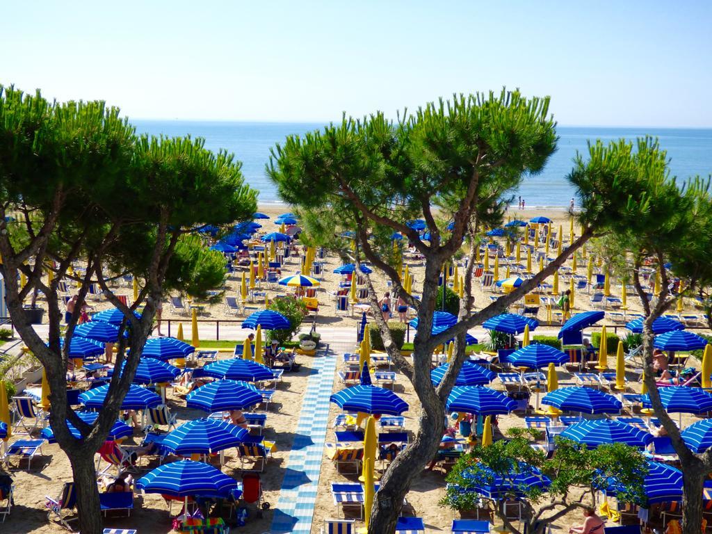 Mon Repos Hotell Lido di Jesolo Exteriör bild